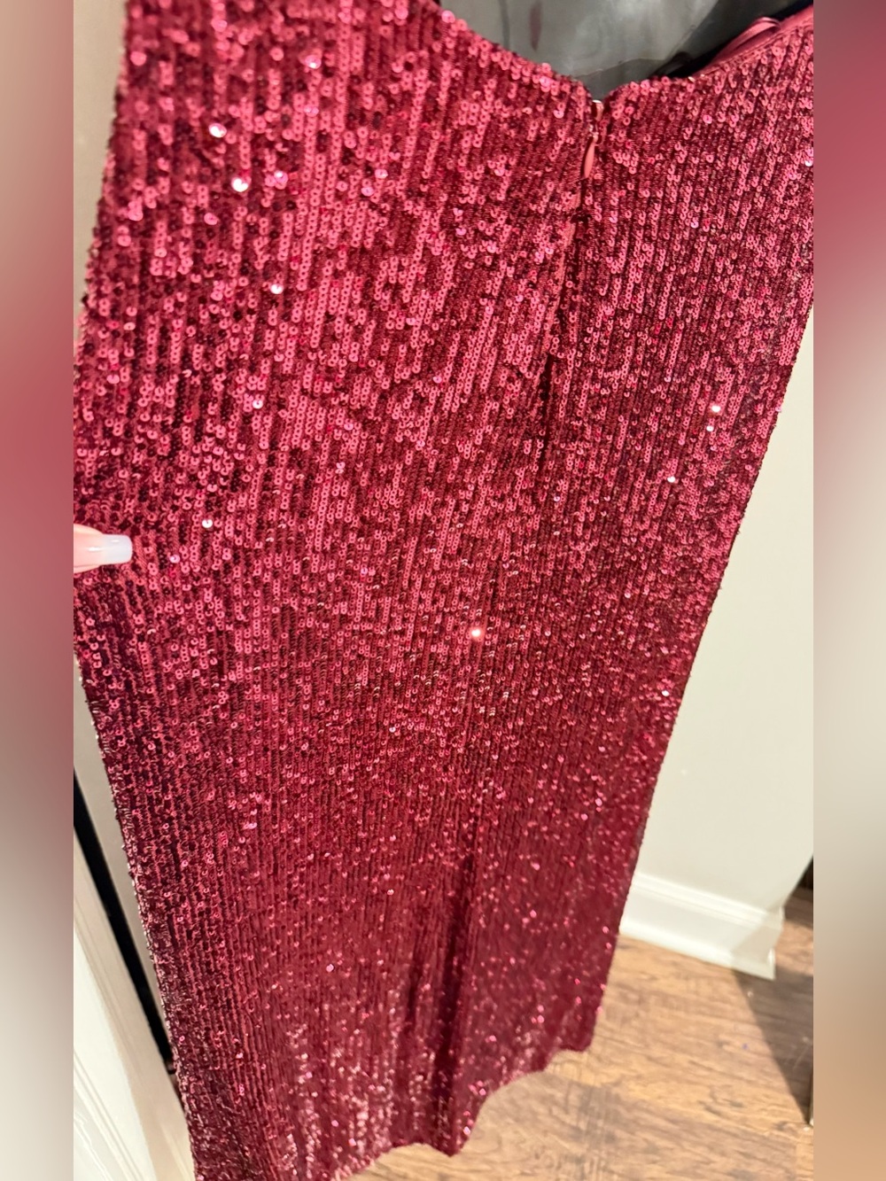 NWT Morgan & Co Sequin High Neck Keyhole Open Back Formal Evening Gown Merlot 5 - Picture 9 of 15